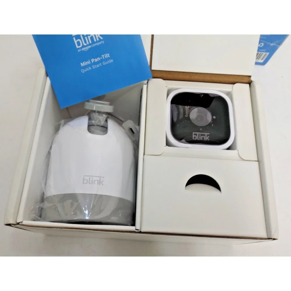 Blink Mini Pan-Tilt Camera & 2 indoor Mini Cameras - *NEW* in BOX
